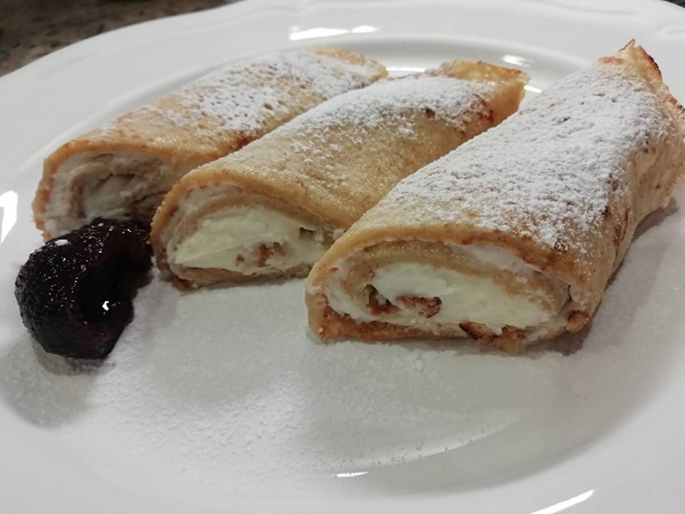 Tvarohové palacinky sú zdravšia sladká maškrta. Foto - Nela