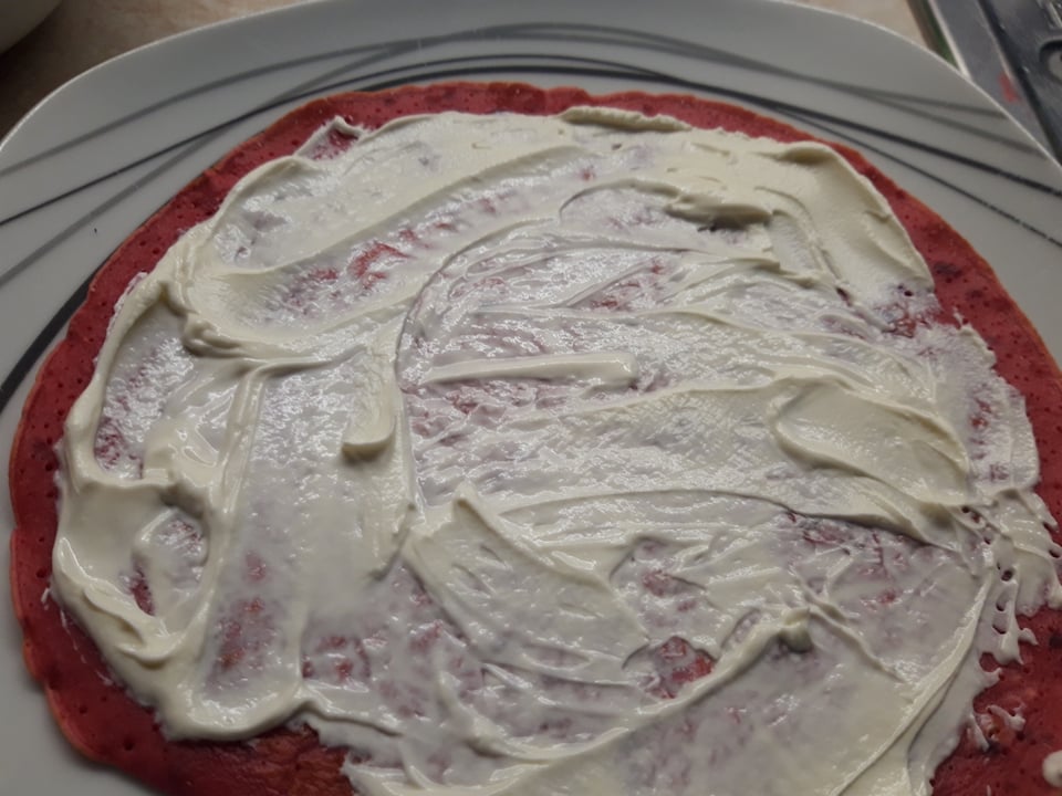 Palacinky na slano z cvikle. Fotka - Michaela